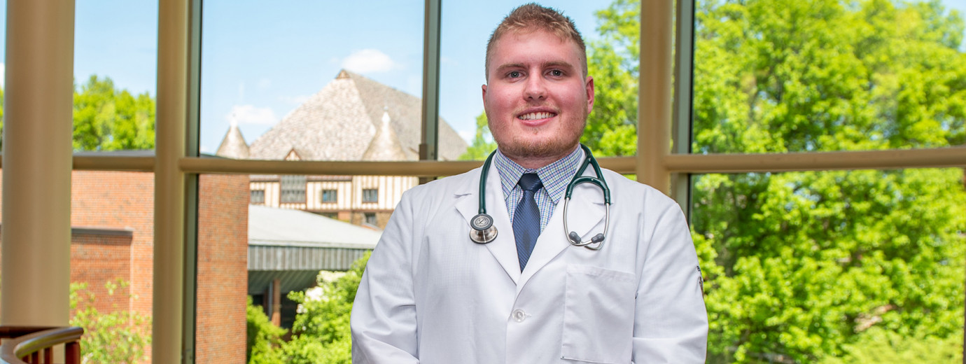 Adam Burke '19 Helping First-Responders Deal with Tragedy